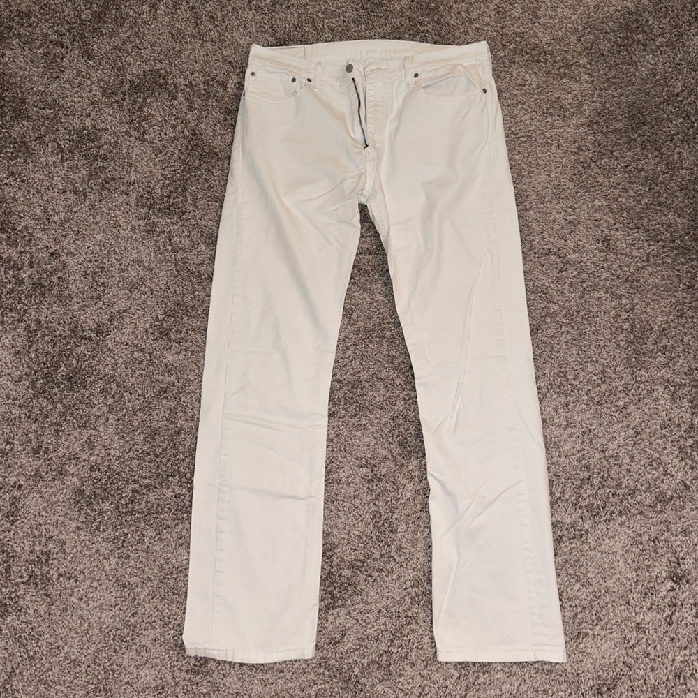 Men’s white Levi jeans 36x34